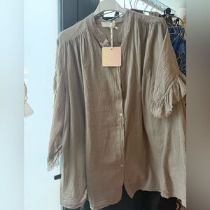 MADE IN ITALY Beige Button-Up Blouse
